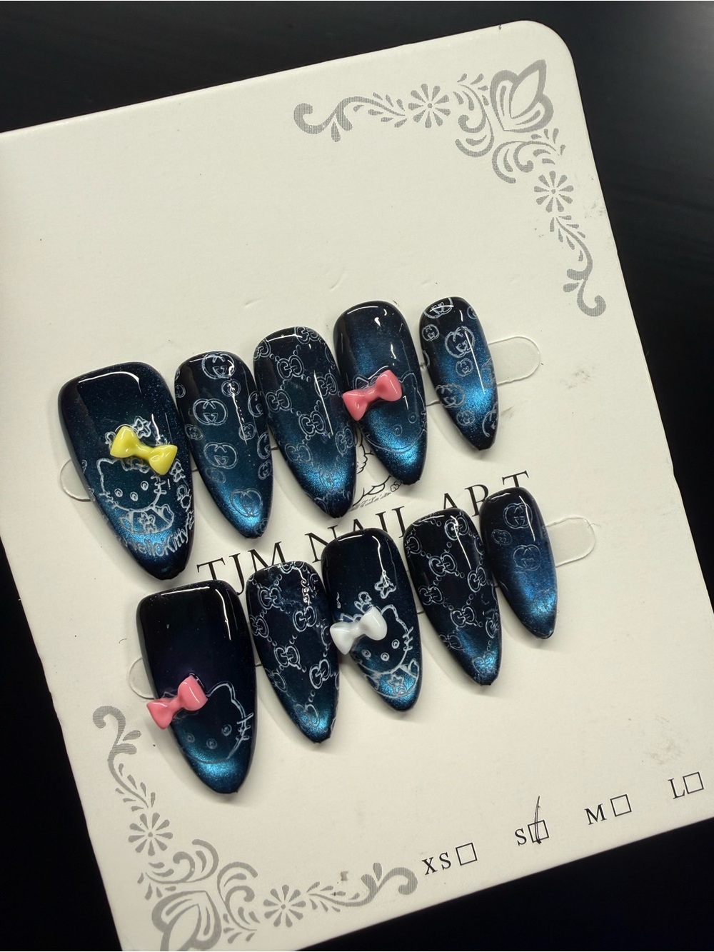 Blue Hello Kitty Press-On Nails Small